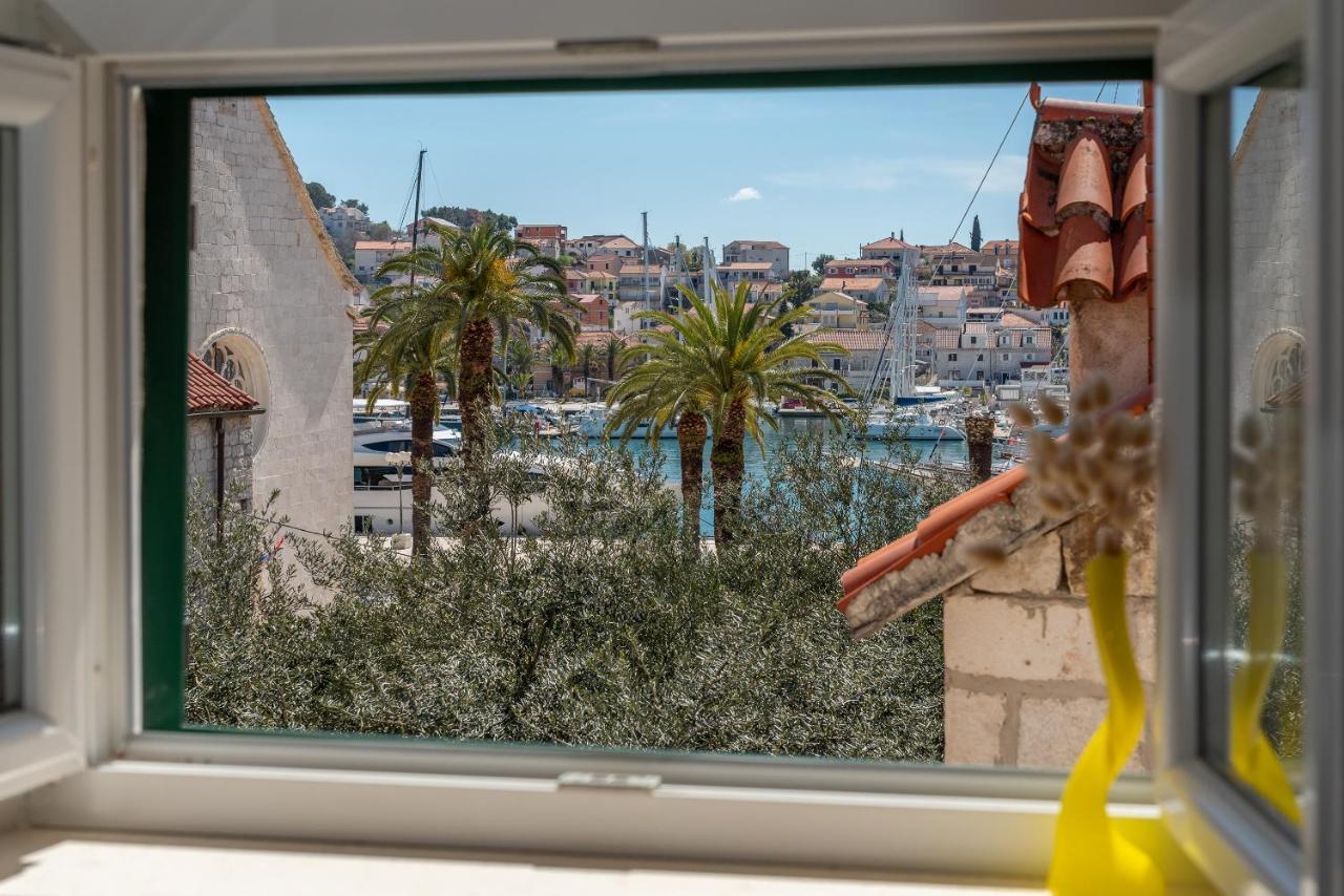 Apartment Ana Trogir Exterior photo