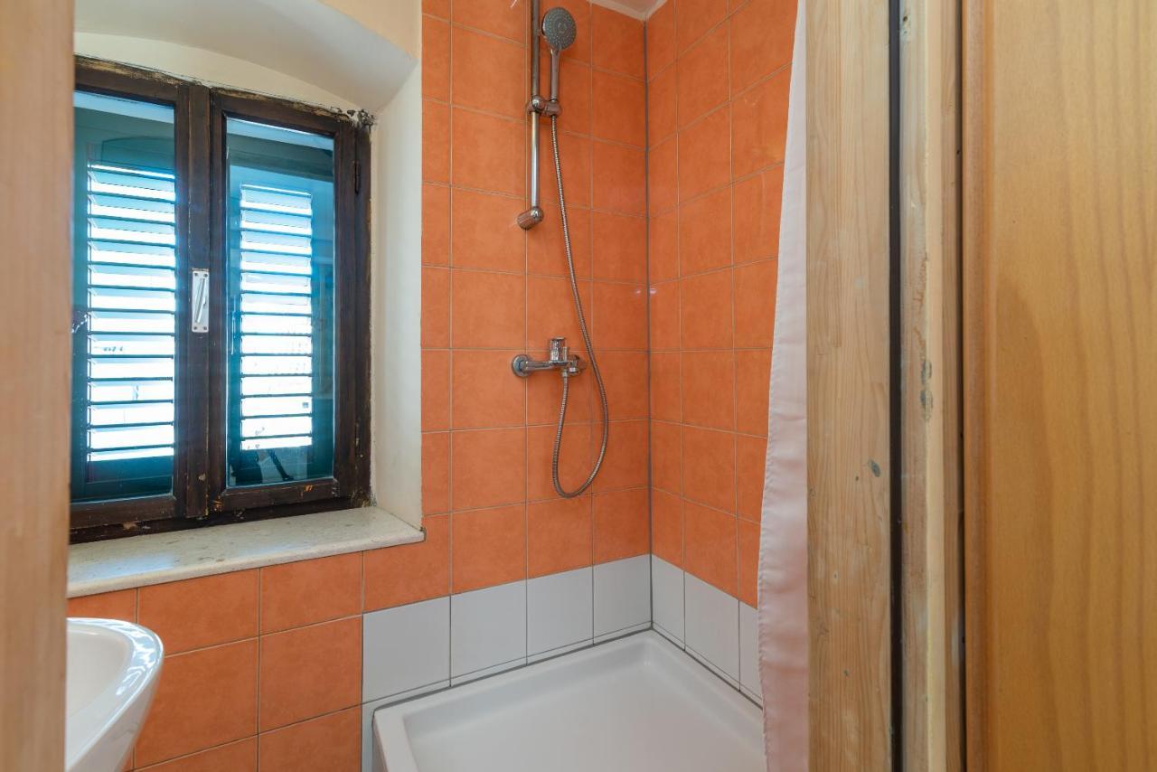 Apartment Ana Trogir Exterior photo